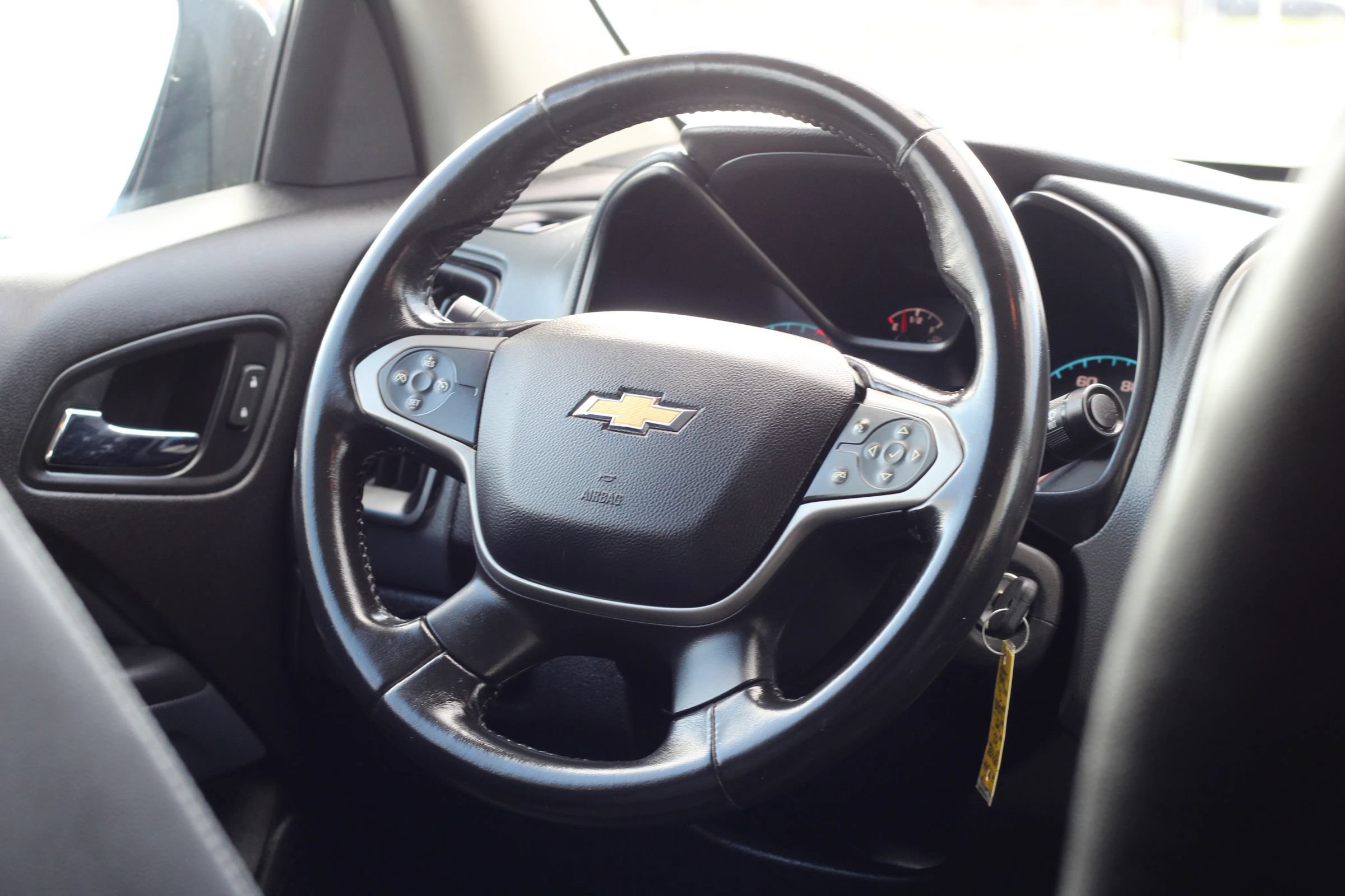 Used 2018 Chevrolet Colorado Z71 w/ Z71 Midnight Edition AWD/4WD image 14