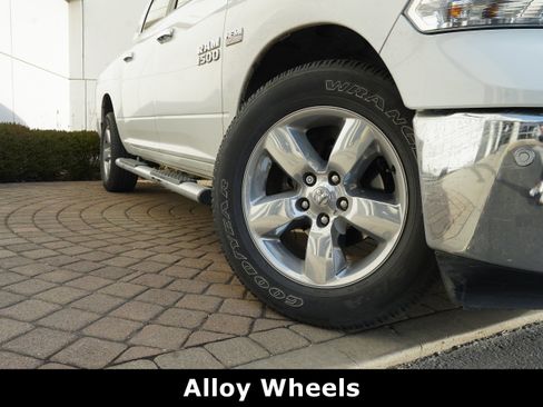 Used 2018 RAM 1500 Big Horn image 15