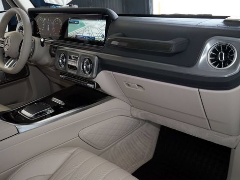 Used 2026 Mercedes-Benz G 63 AMG 4MATIC image 11