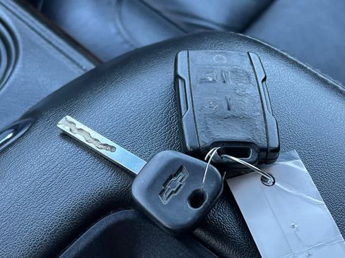 Used 2017 Chevrolet Suburban LT image 29