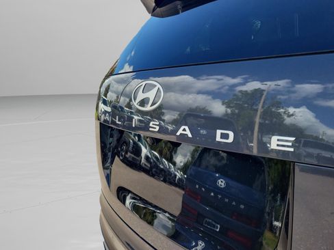 New 2026 Hyundai Palisade Limited FWD image 6