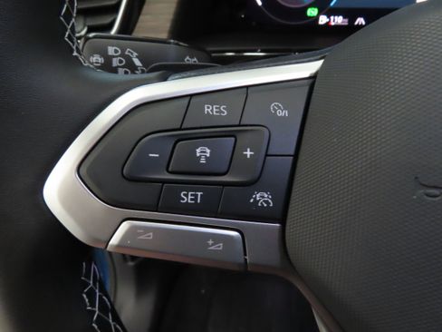 New 2025 Volkswagen Atlas SEL image 13