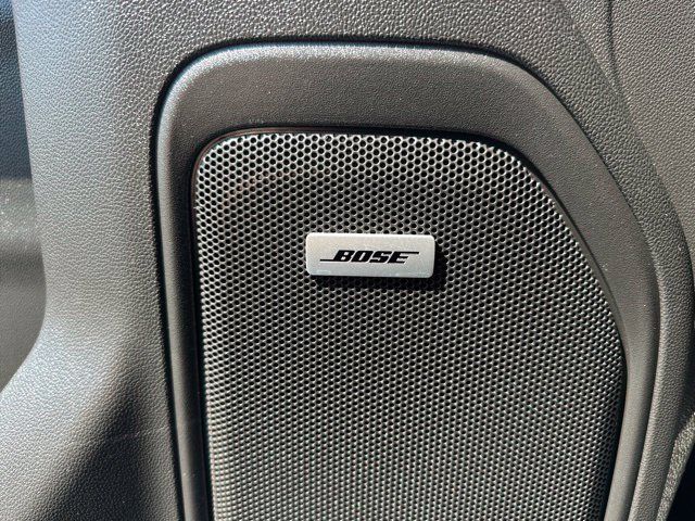 Used 2019 Chevrolet Silverado 1500 High Country w/ Technology Package AWD/4WD image 38
