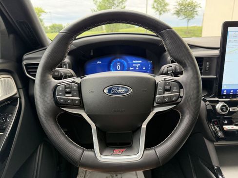 Certified 2021 Ford Explorer ST w/ Equipment Group 401A AWD/4WD image 21