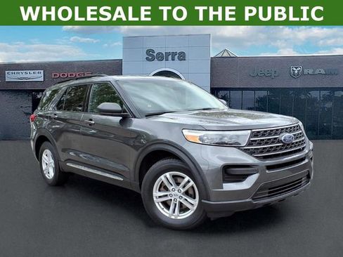 Used 2020 Ford Explorer XLT w/ Comfort Package AWD/4WD image 1