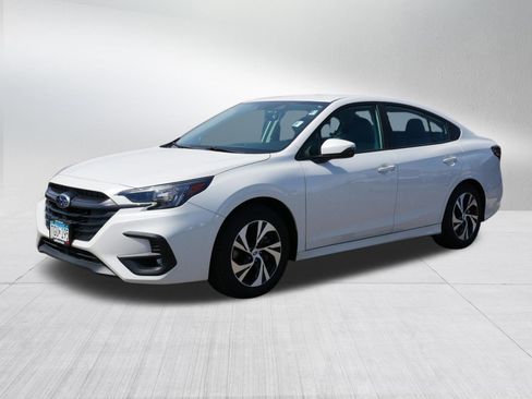 Certified 2025 Subaru Legacy Premium AWD/4WD image 3