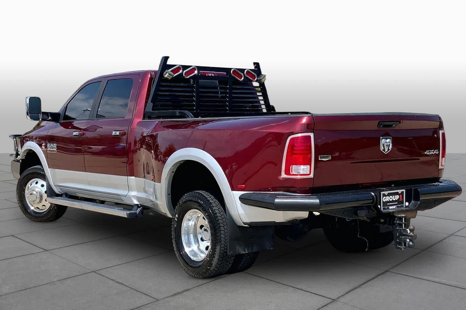 Used 2016 RAM 3500 Laramie w/ Cold Weather Group AWD/4WD image 11