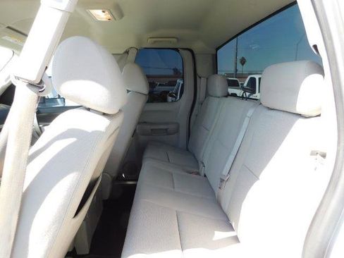 Used 2011 Chevrolet Silverado 2500 LT w/ Interior Plus Package image 11