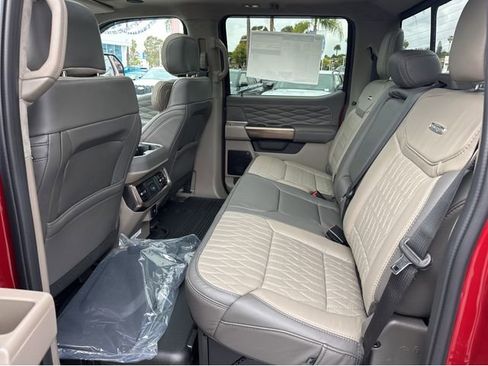 New 2026 Ford F450 Platinum w/ Platinum Plus Package image 18