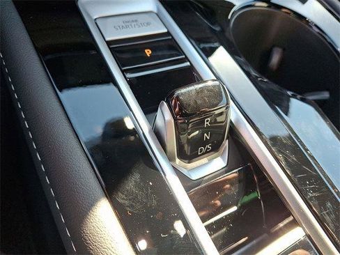 New 2026 Volkswagen Atlas Cross Sport SEL image 12