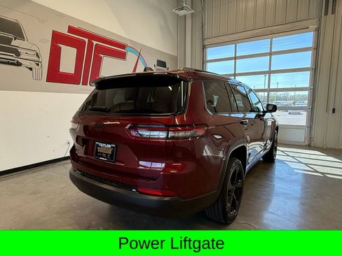 Used 2024 Jeep Grand Cherokee L Altitude image 7