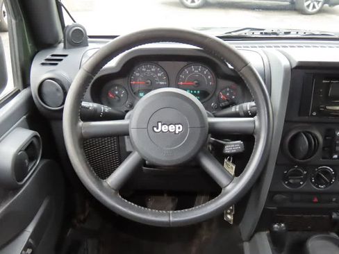Used 2009 Jeep Wrangler X image 18