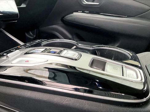 Used 2024 Hyundai Tucson Limited image 17