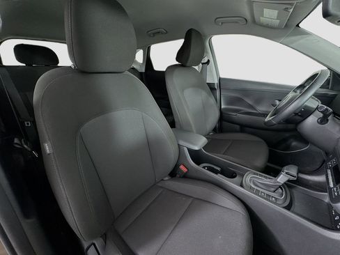 Certified 2025 Hyundai Kona SEL image 29