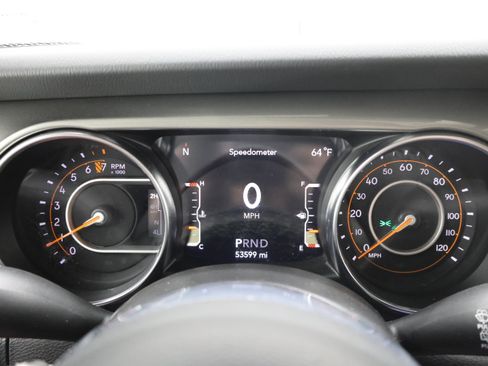 Used 2022 Jeep Wrangler Unlimited Sahara w/ LED Lighting Group AWD/4WD image 9