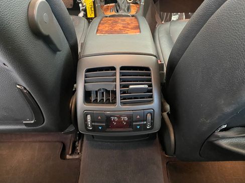 Used 2005 Mercedes-Benz E 500 4MATIC Sedan image 28