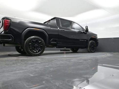 Used 2025 GMC Sierra 2500 Denali Ultimate AWD/4WD image 47