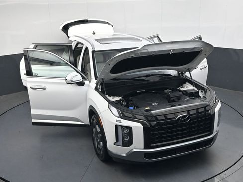 Used 2024 Hyundai Palisade Limited FWD image 39