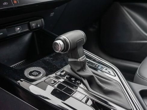 Certified 2025 Kia Niro EX FWD image 21