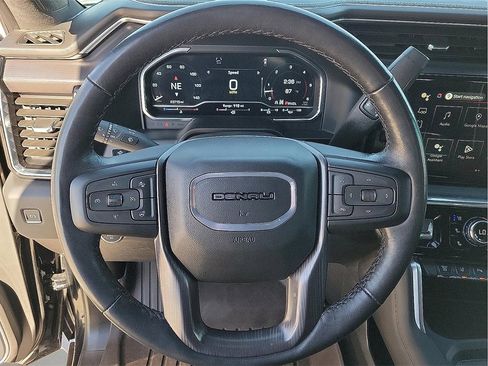 Certified 2024 GMC Sierra 2500 Denali Ultimate image 16