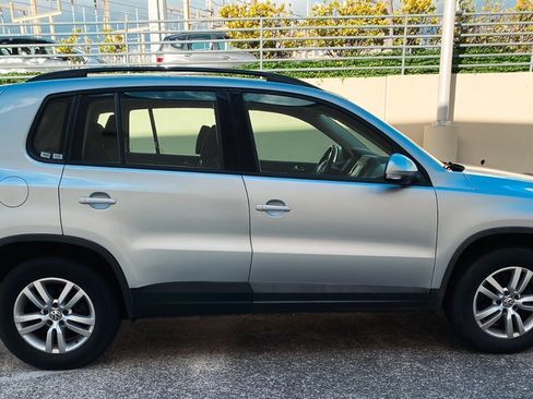 Used 2015 Volkswagen Tiguan S AWD/4WD image 6