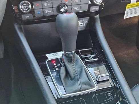 New 2026 Jeep Compass Latitude image 12