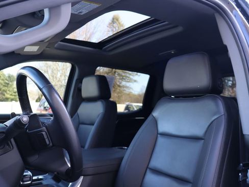 Used 2023 Chevrolet Silverado 1500 LT Trail Boss w/ LT Trail Boss Premium Package image 4