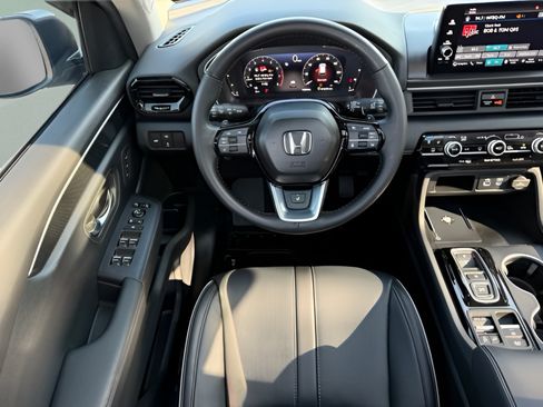 Used 2024 Honda Pilot Elite image 10