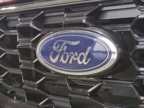 Used 2023 Ford Escape ST-Line w/ Tech Pack #1 AWD/4WD image 9