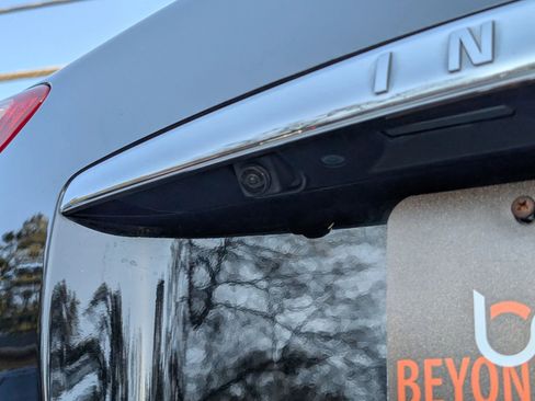 Used 2016 INFINITI QX50 AWD w/ Deluxe Touring Package image 7