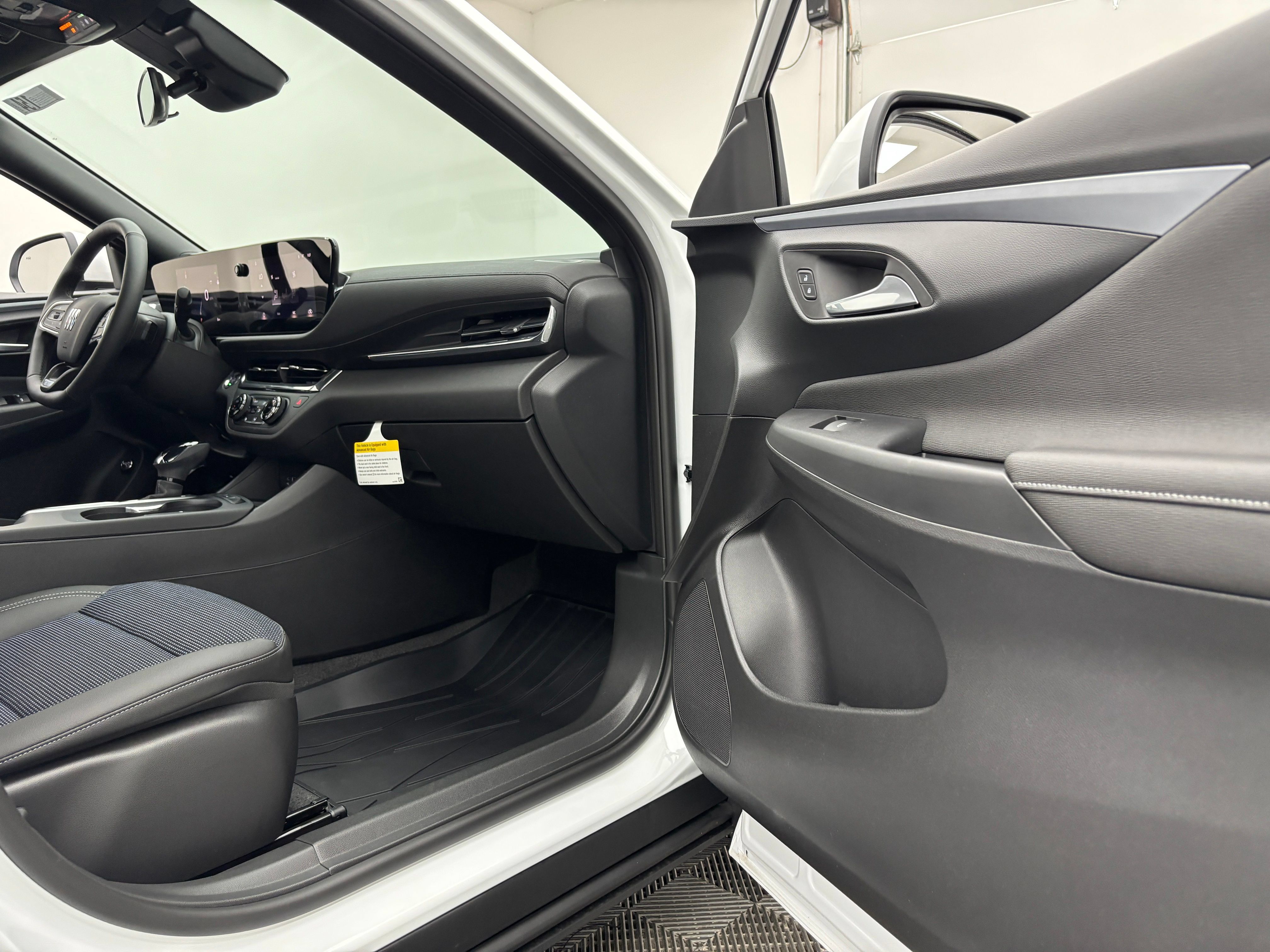 New 2026 Buick Envista Sport Touring w/ Convenience I Package FWD image 30