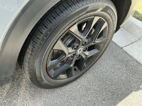 Used 2025 Honda HR-V Sport image 14