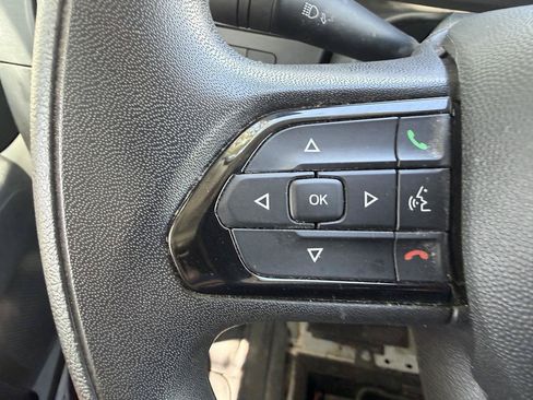 Used 2023 RAM ProMaster 2500 w/ Convenience Group FWD image 11