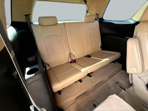 Used 2011 GMC Acadia SLT FWD image 34