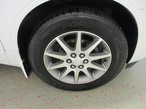 Used 2016 Buick Enclave Leather AWD/4WD image 26