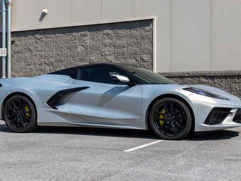 Used 2023 Chevrolet Corvette Stingray Preferred Conv RWD image 16