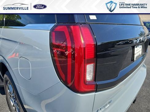 New 2026 Ford Expedition Active RWD image 38