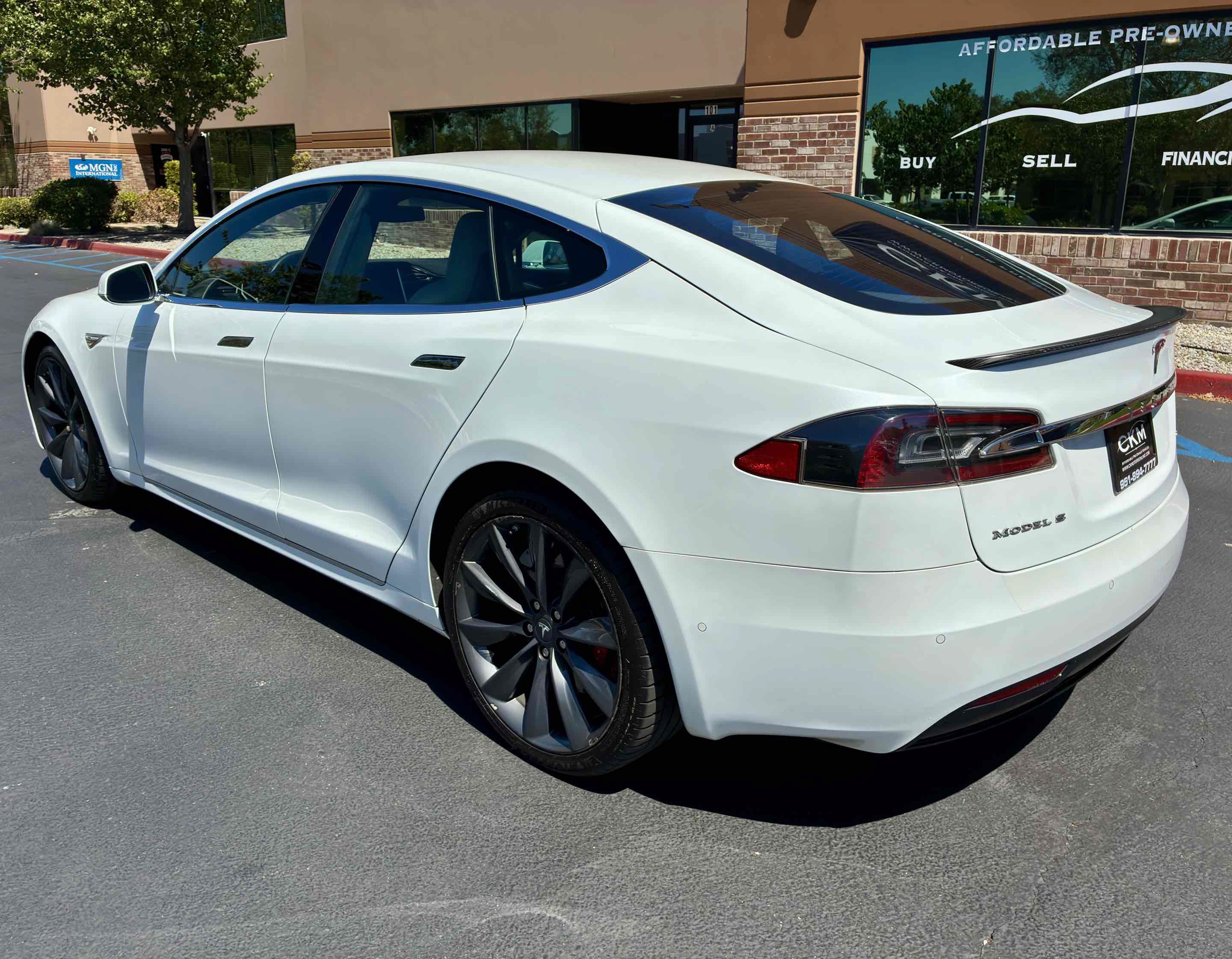 Used 2016 Tesla Model S 90D AWD/4WD image 10