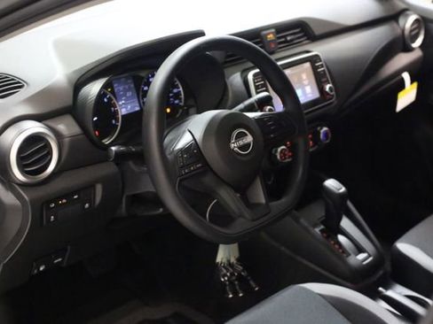 Certified 2025 Nissan Versa S w/ Trunk Package image 7