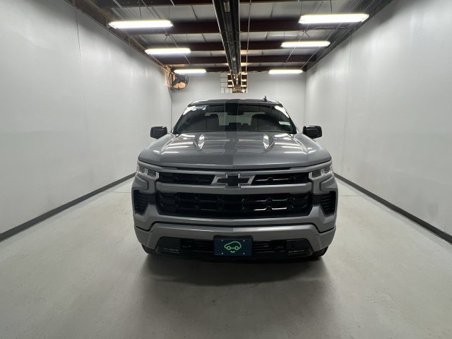 Used 2024 Chevrolet Silverado 1500 RST AWD/4WD image 3