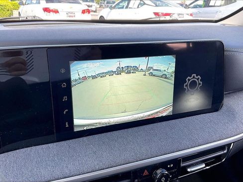 Certified 2025 Nissan Kicks SV FWD image 23