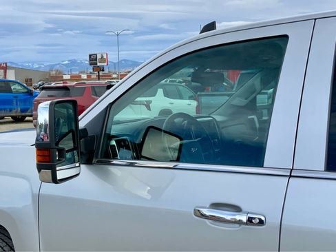 Used 2018 Chevrolet Silverado 1500 LTZ w/ Max Trailering Package image 11