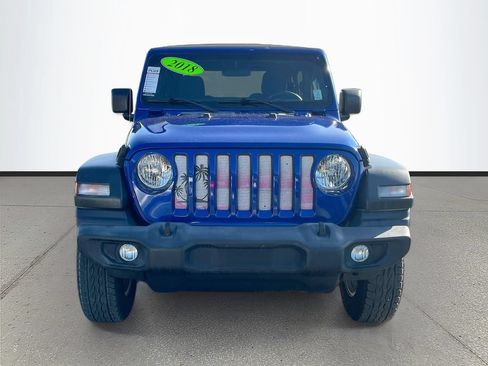 Used 2018 Jeep Wrangler Sport AWD/4WD image 2
