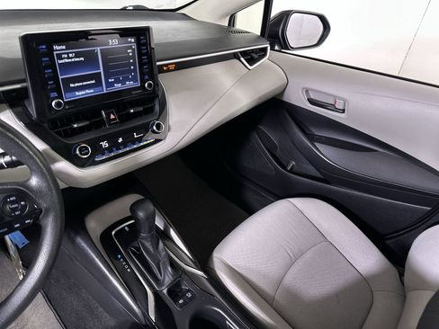 Used 2022 Toyota Corolla LE image 72