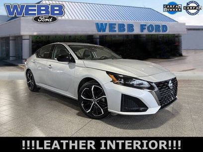 Used 2024 Nissan Altima 2.5 SR