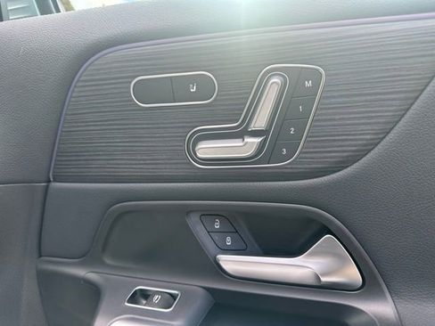 Used 2026 Mercedes-Benz GLA 250 4MATIC image 27