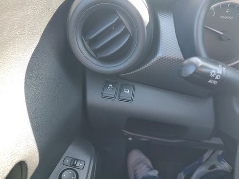 Used 2019 Nissan Kicks S w/ Exterior Package image 13