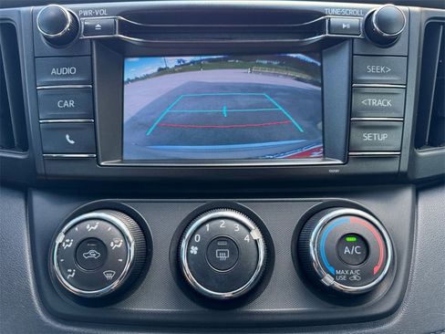 Used 2017 Toyota RAV4 LE image 11