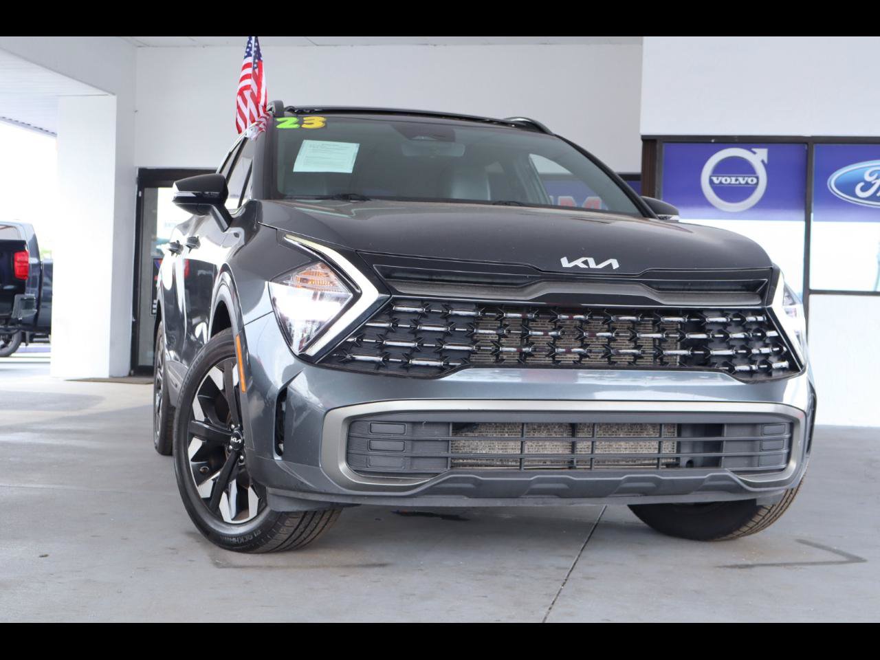 Used 2023 Kia Sportage X-Line w/ X-Line Premium Package AWD/4WD image 1