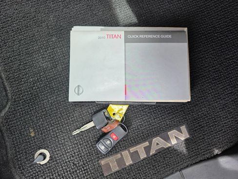 Used 2010 Nissan Titan SE w/ SE Value Truck Pkg AWD/4WD image 17